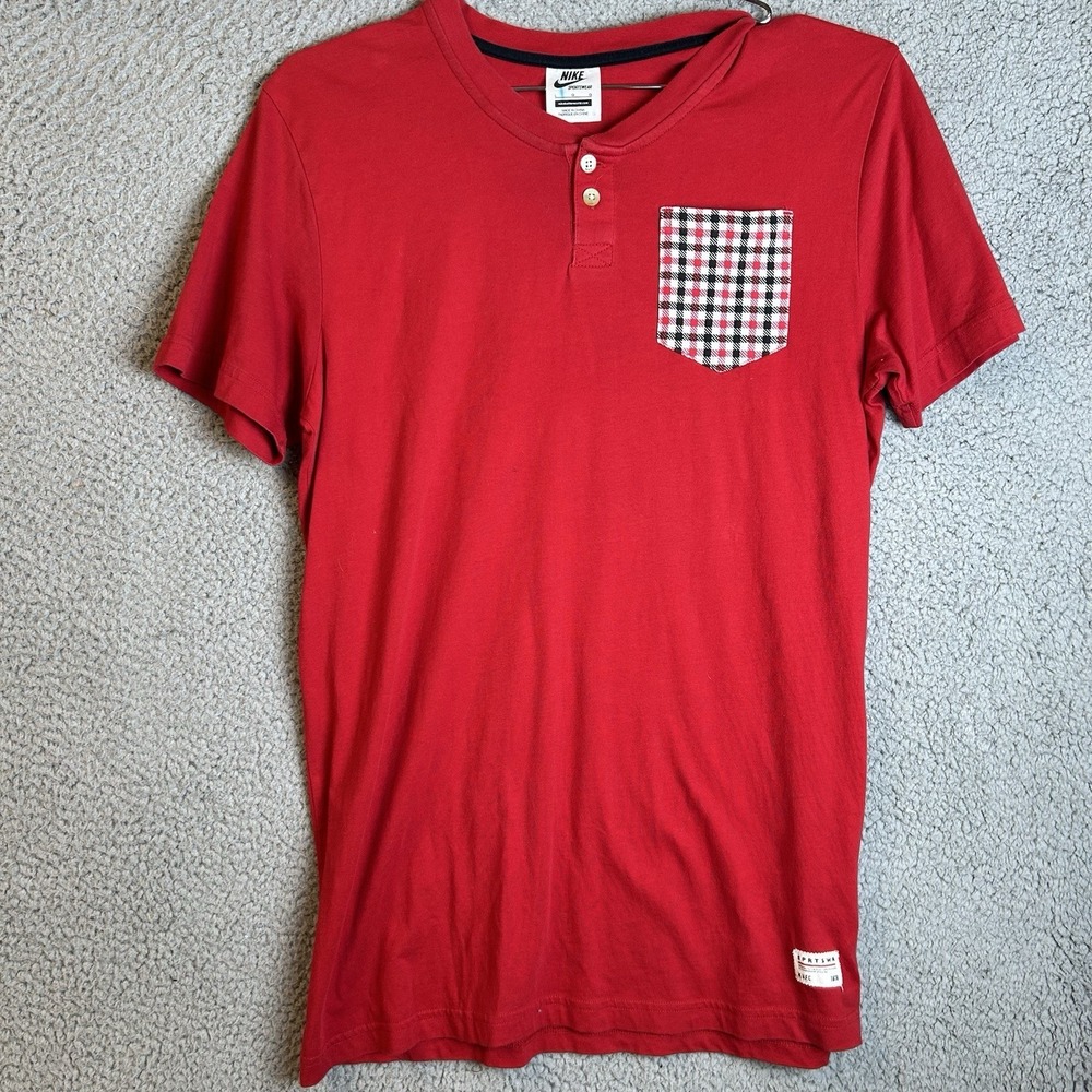 Nike England SoccerT Shirt Red Athletic Cut Henley Size Large M.u.f.c